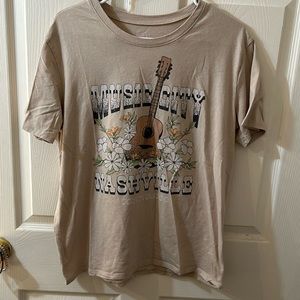 Tan Nashville music city t shirt